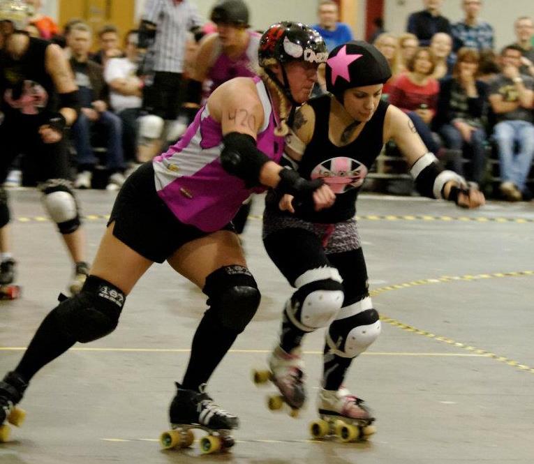 Newcastle Roller Girls sponsor Juicy Lucy at World Cup